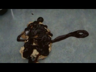 Как правильно украшать сгоревший омлет?