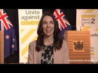 Jacinda ardern there just casually banging on with her interview during a 5 8 magnitude earthquake