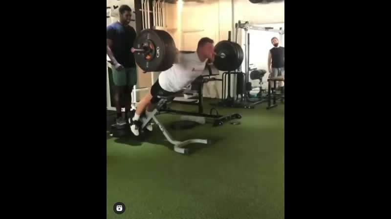 Гиперэкстензия со штангой