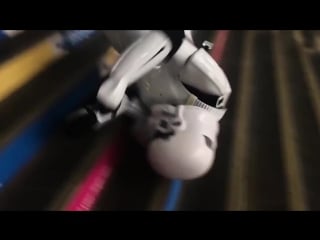 Stormtrooper falls down stairs in the force awakens