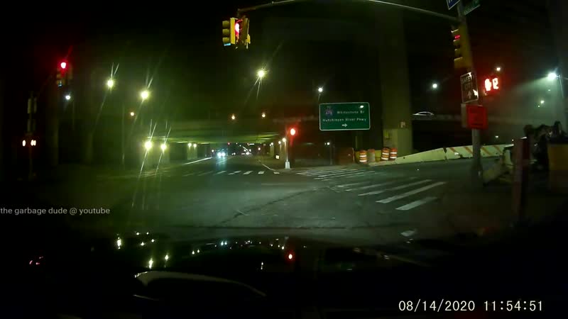 Залетел в жопу на полной скорости