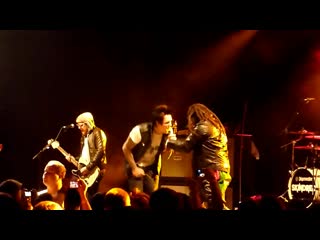 #paparoach | skindred & jacoby shaddix of papa roach warning | live at sonisphere switzerland 2011