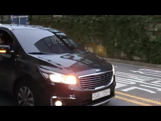 [fancam] 190920 vixx leo after musical 'marie antoinette'