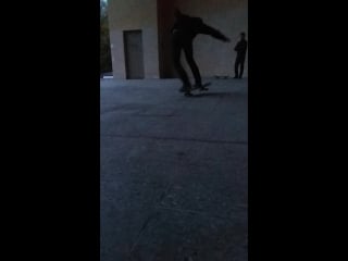 Ramses on skate double heelflip toe drag