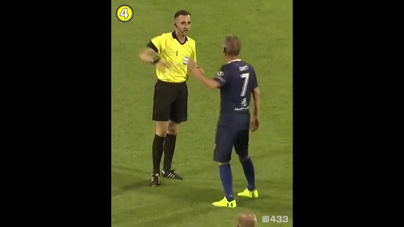 Referee trolls player