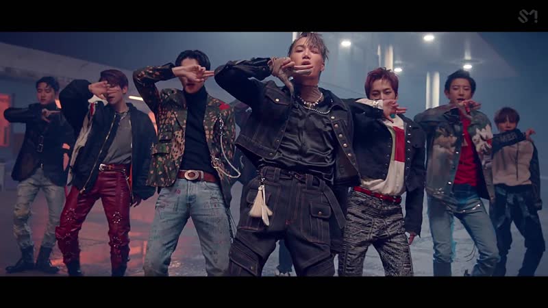 Exo 엑소 love shot mv
