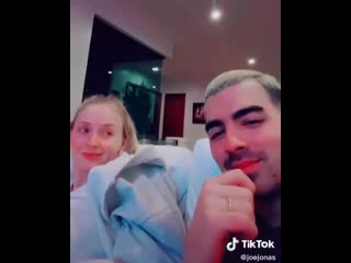 Clip via @ joejonas tiktok 11/09/2020