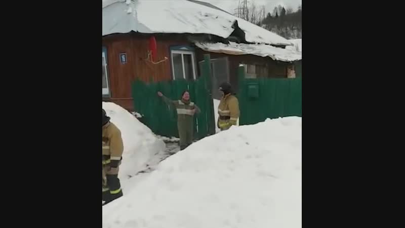 Пьяная женщина вызвала пожарных и мчс, чтобы потушили её «горящую душу» уфа