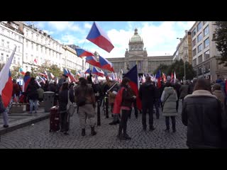 Live demonstration in prag gegen regierungspolitik in der sanktionskrise