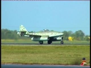 Messerschmitt me 262 “schwalbe“ first flight over berlin after 61 years, historical footage!