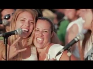 This guy joined thousand musicians to get a show of the foo fighters in the city of him, cesena, in italy