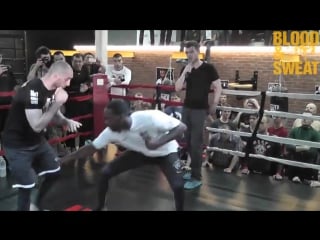 Джон джонс финт и удар коленом jon jones feint and knee