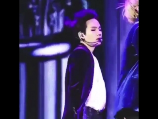 Sweet/hot bts thank you mother nature for showing us yoongis glorious forehead
