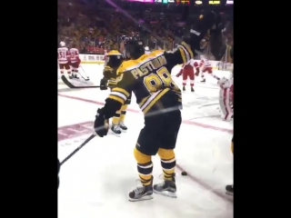 Boston bruins dance