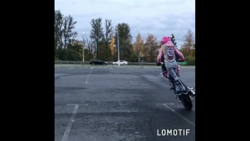 Stuntgirl dasha
