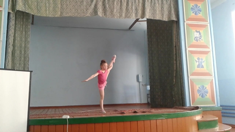 Ученица 3 класса, гильманова анастасия (выступление на общешкольном родительском собрании)