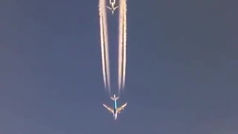 Обочечники совсем обнаглели, теперь и на самолётах