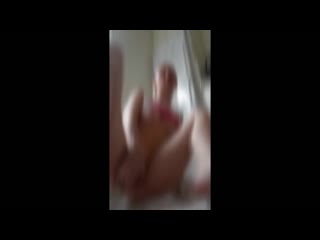Лесби | целуются на концерте макса коржа секс рот попа пальчики сексуально перископ перескоп горячая