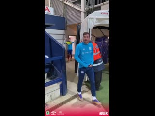 Выход на разминку перед игрой с «престон норт энд»