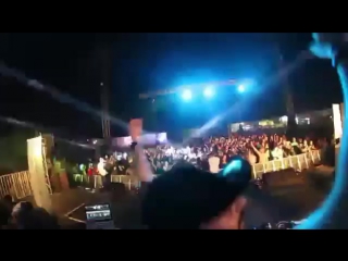 This is uprawr this is how we do @totaluprawr @downloadfest @mobleyy