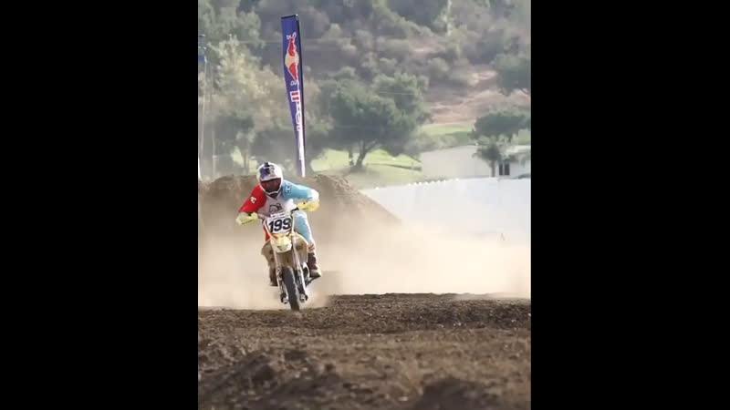 Travis pastrana red bull straight rhythm 2016 suzuki rm500👍🏻🔥