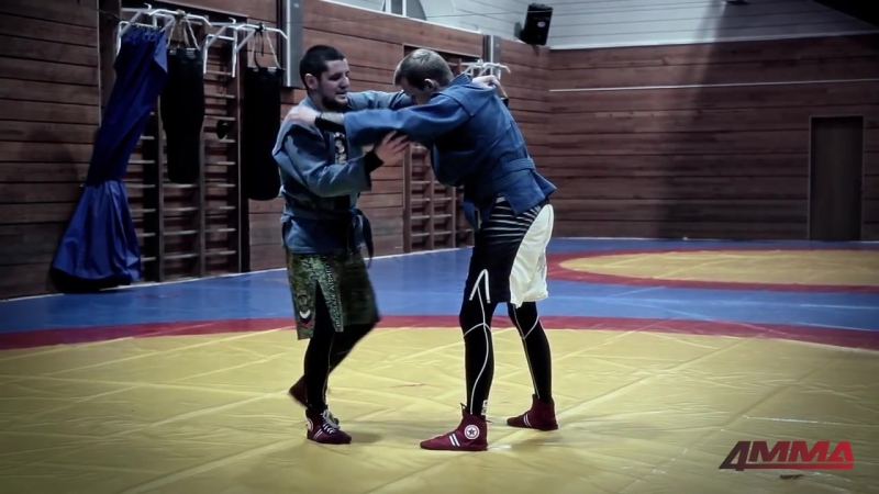 Школа боевого самбо с игорем исайкиным и 4mma боковой переворот