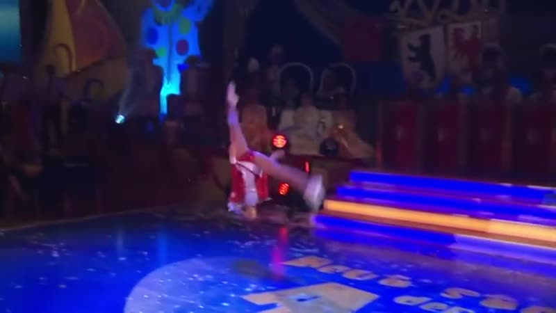 Emily emilia ritz tanzmariechen bei heut steppt der adler aus cottbus (2018)