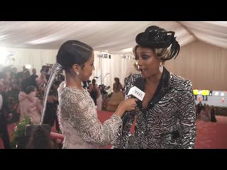 Tiffany haddish pets liza koshy and calls her outfit "pimperella" | met gala 2019 with liza koshy