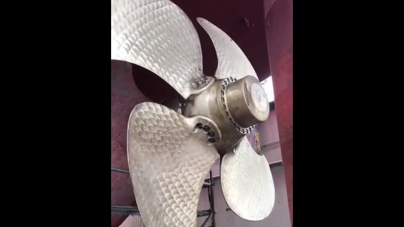 Controllable pitch propeller! @cnytaktn@coolmariners maritime seamen ground ( 765 x 612 ) mp4