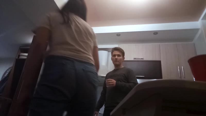 Катя борцуха ловит белку [2020]