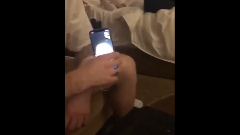 Игрок сборной россии по хоккею евгений кузнецов «имеет русско говорящих» и пару дорожек белого