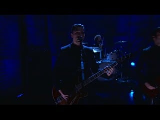 Queens of the stone age the vampyre of time and memory 10 30 2013