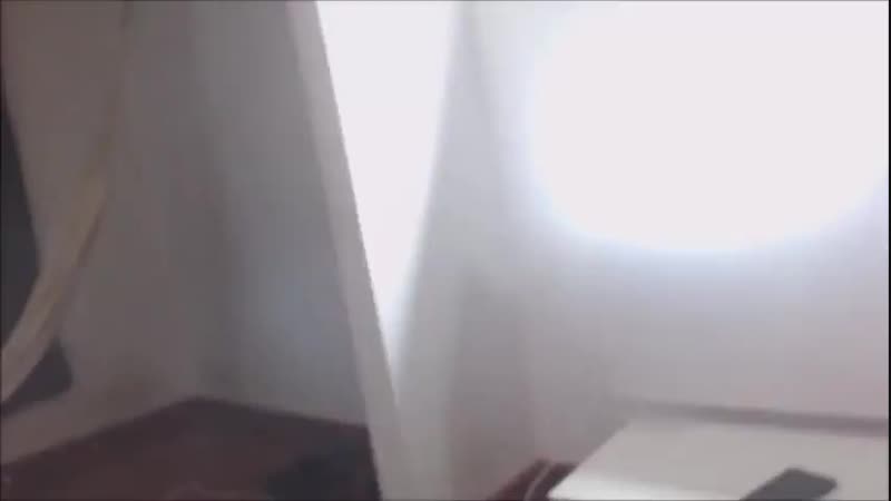 Muzhik trahaet svoju sisjastuju zhenu i konchaet ej v pizdu spcs me mp4