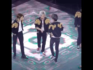 Were johnny and jaehyun teasing taeyong jsjdjd cr blackyellow9795 taeyong 태용