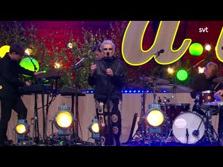 Eva dahlgren en liten sång om flykt (allsång på skansen 28 07 2020 )