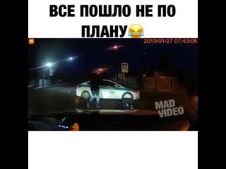 В алмате автоподставщик решил срубить денег с водителя, но что то пошло не так 😁