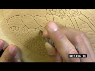 Leathercraft dragon tooling (part 2) carving