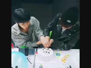 D crunch loops minhyuk and hyunho were so happy at their wedding uwu