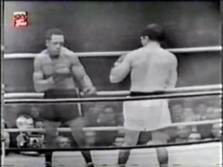 Archie moore vs joey maxim (17 12 1952)