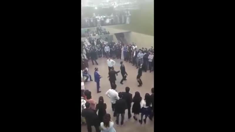 Свадьба закончилась массовой дракой