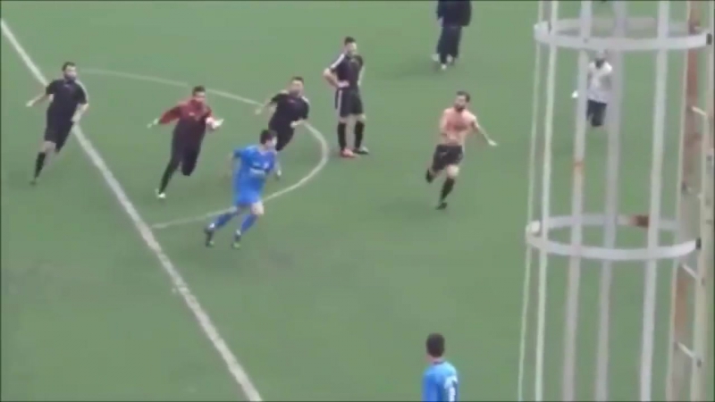 Неспортивное поведение во время матча