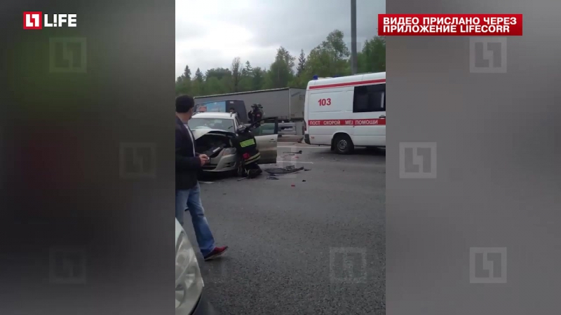 Крупное дтп заблокировало движение на мкад