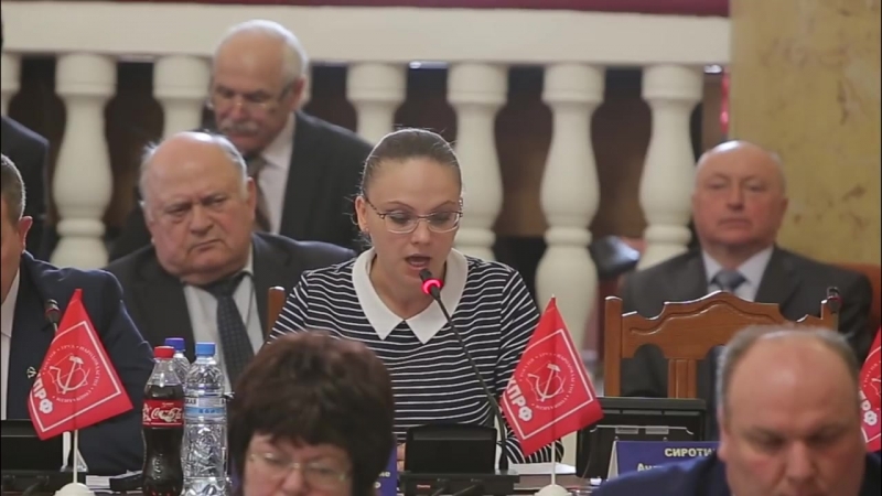 Депутат коммунист татьяна копылова 'требуем отстаи олега королева!' mp4