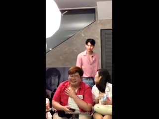 Ин пошел в туалет следом за варом👀