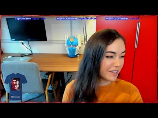 Sasha grey пытается прочитать ник trolechka