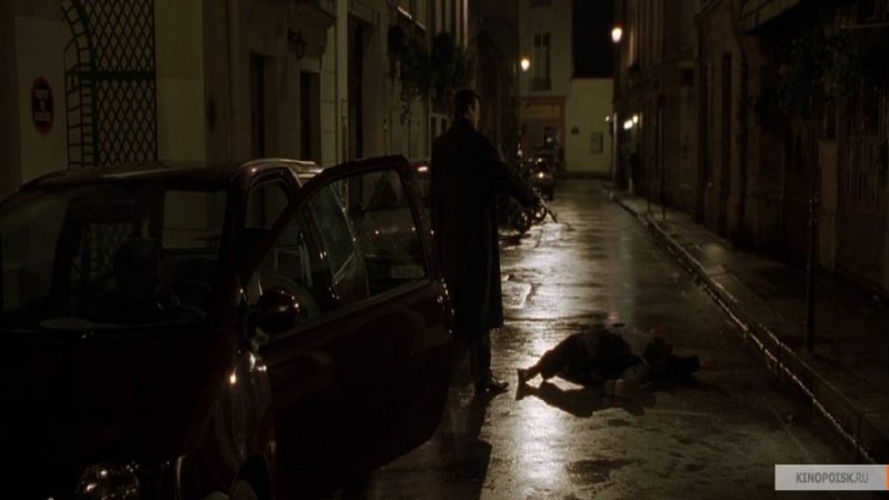 Фильм дага лаймана "идентификация борна" (2002)