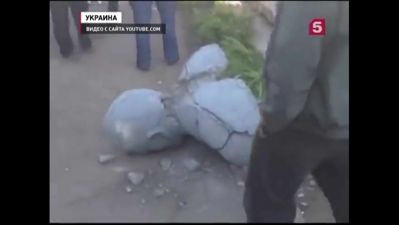 Попытка снести памятник ленину в поселке лиманское одесской области закончилось провалом