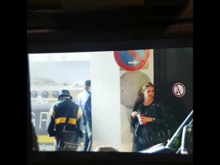 Exo leaving berlin 180916 exo kai suho sehun kyungsoo do baekhyun chanyeoul chen xiumin berlin