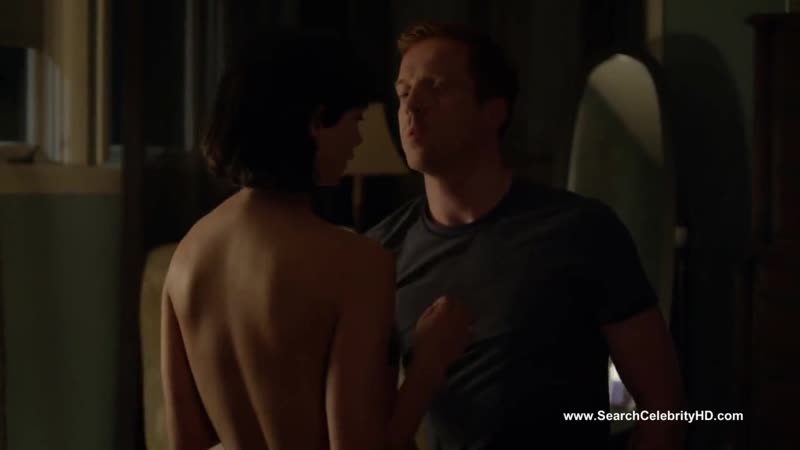 Морена баккарин показывает голую грудь в сериале родина