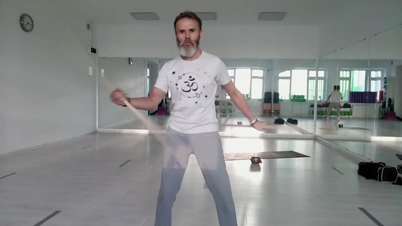 Вращение короткого шеста